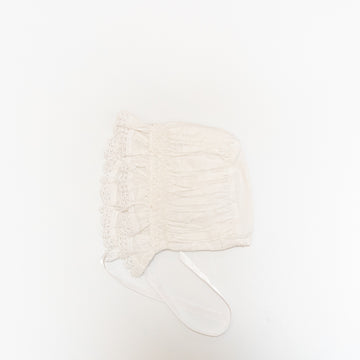 Lace Bonnet